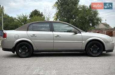 Седан Opel Vectra 2004 в 