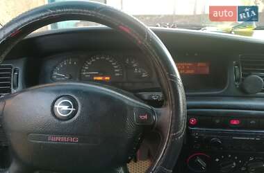 Седан Opel Vectra 2000 в Николаеве