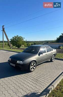 Седан Opel Vectra 1989 в 