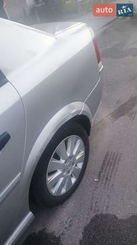 Седан Opel Vectra 2006 в Киеве