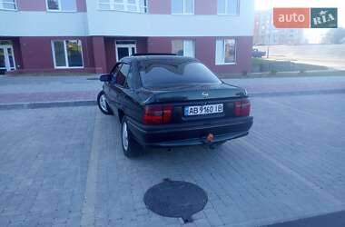 Седан Opel Vectra 1995 в Виннице