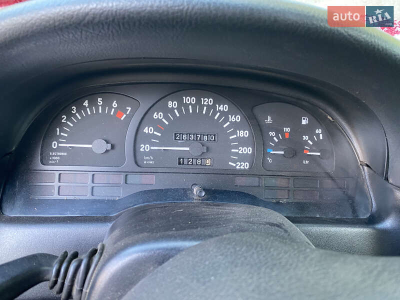 Седан Opel Vectra 1992 в Березані