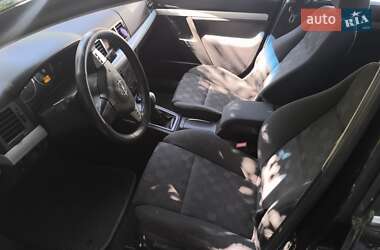 Універсал Opel Vectra 2004 в Бобрику