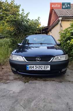 Седан Opel Vectra 1998 в 