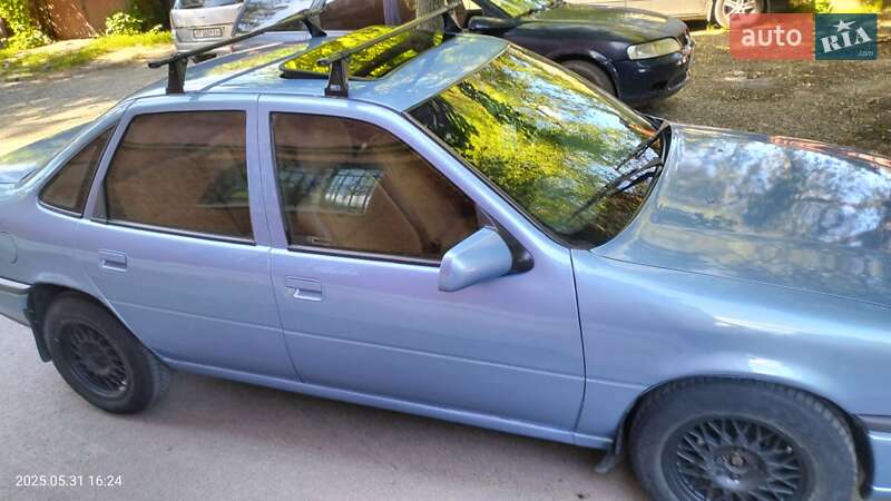 Седан Opel Vectra 1991 в Коломые