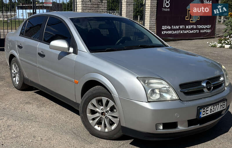 Седан Opel Vectra 2004 в Новом Буге