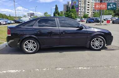 Лифтбек Opel Vectra 2003 в Киеве