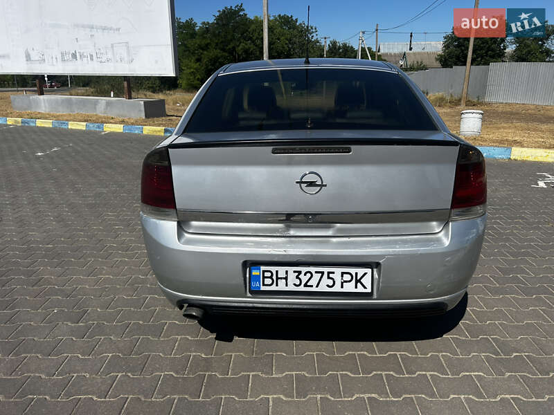 Лифтбек Opel Vectra 2003 в Одессе
