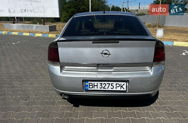 Лифтбек Opel Vectra 2003 в 