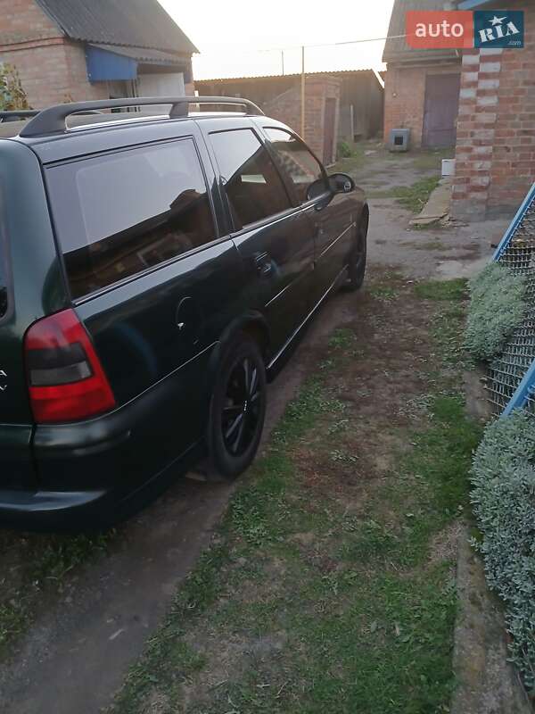 Универсал Opel Vectra 1999 в Рожище