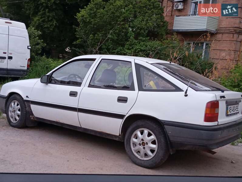Ліфтбек Opel Vectra 1991 в Вінниці