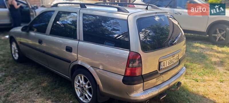 Универсал Opel Vectra 1997 в Киеве