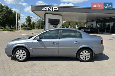 Седан Opel Vectra 2004 в 