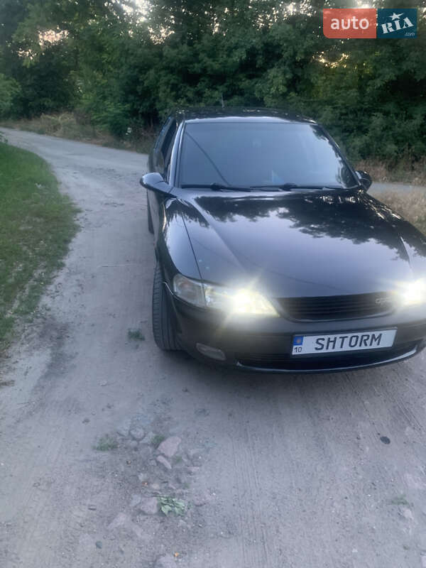 Ліфтбек Opel Vectra 1998 в Білій Церкві