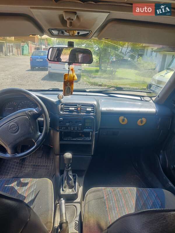 Седан Opel Vectra 1994 в Пустомытах