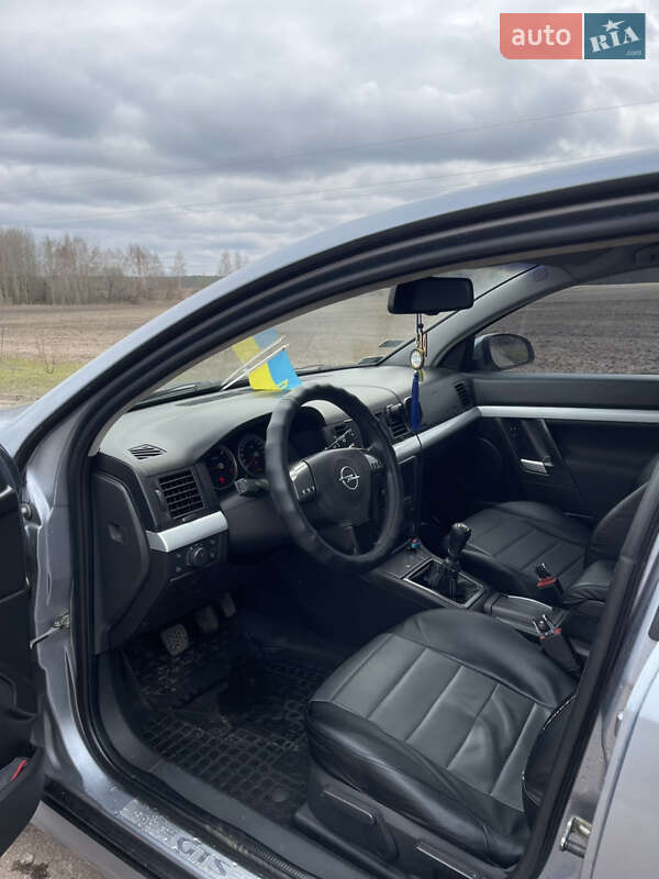 Лифтбек Opel Vectra 2003 в Кролевце
