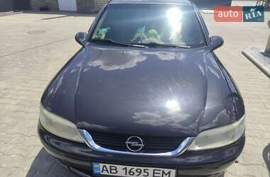 Седан Opel Vectra 2001 в Баре