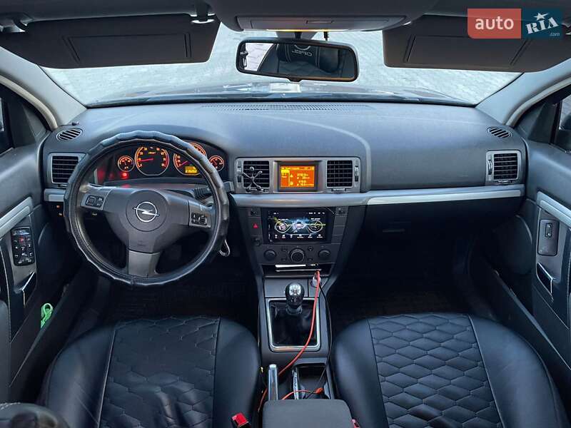 Седан Opel Vectra 2007 в Киеве