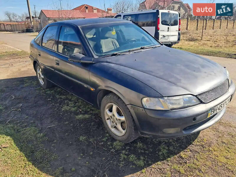 Лифтбек Opel Vectra 1996 в Одессе