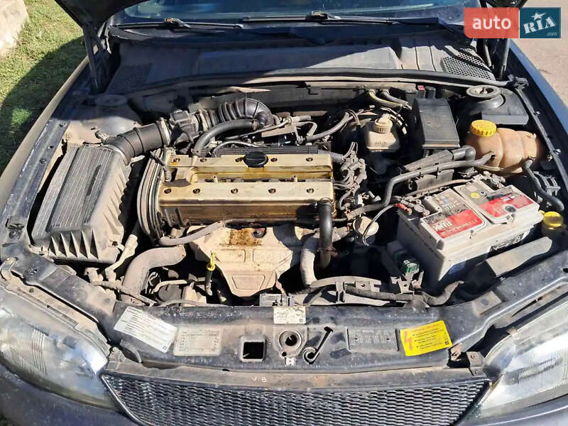 Лифтбек Opel Vectra 1996 в Одессе