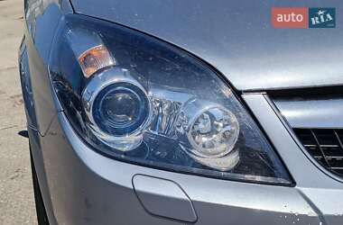Седан Opel Vectra 2008 в 