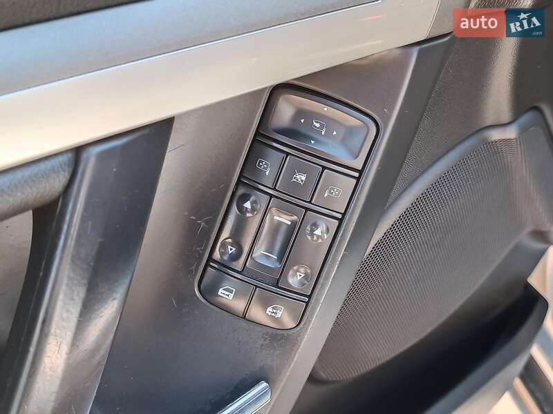 Седан Opel Vectra 2008 в Харкові