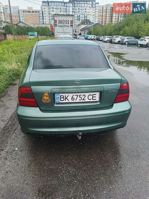 Седан Opel Vectra 2000 в Луцке