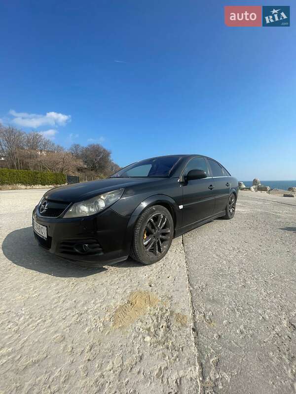 Ліфтбек Opel Vectra 2006 в Миколаєві