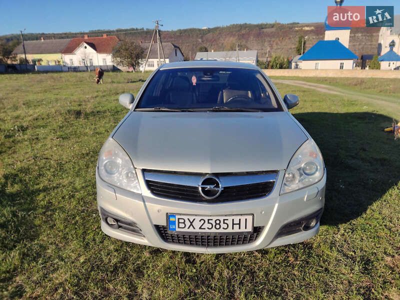 Седан Opel Vectra 2006 в Кадубовцах