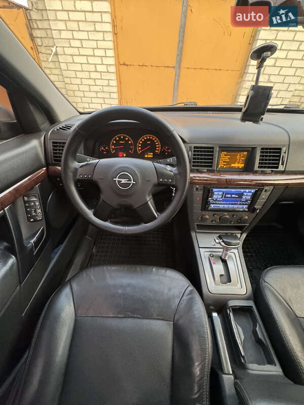 Седан Opel Vectra 2003 в Харькове