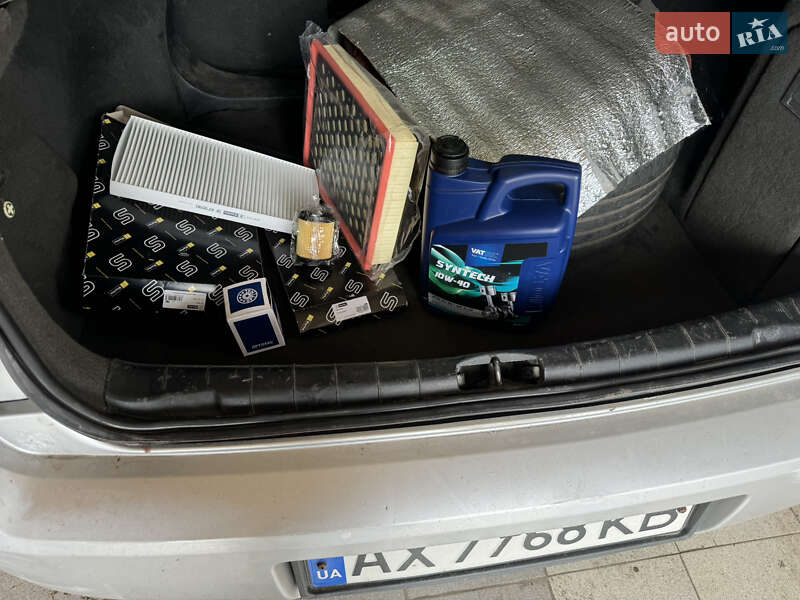 Седан Opel Vectra 2003 в Харькове