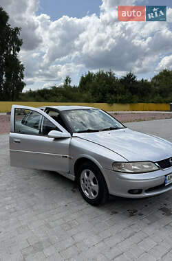 Седан Opel Vectra 1999 в 
