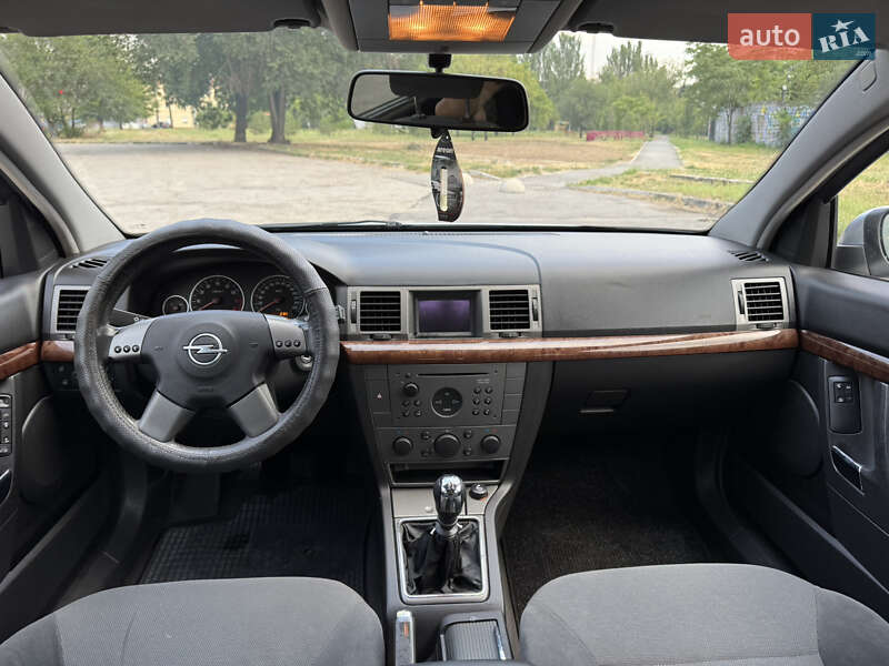 Универсал Opel Vectra 2004 в Запорожье