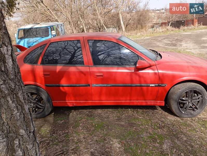 Седан Opel Vectra 1999 в Запорожье