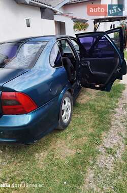 Седан Opel Vectra 2000 в 