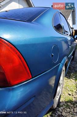 Седан Opel Vectra 2000 в 