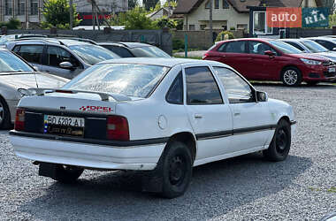 Седан Opel Vectra 1990 в 