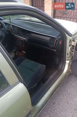 Универсал Opel Vectra 1997 в 