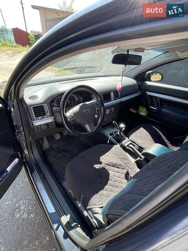 Седан Opel Vectra 2008 в Мурованих Курилівцях