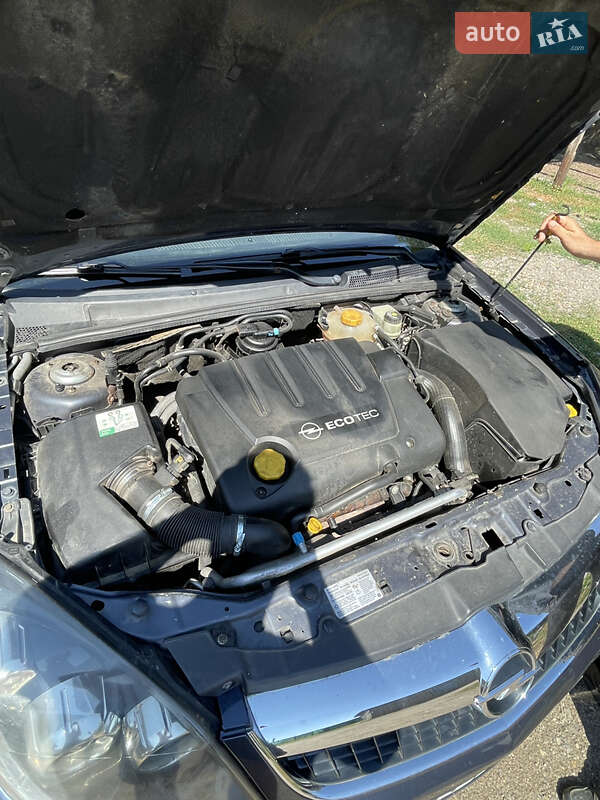 Седан Opel Vectra 2008 в Мурованих Курилівцях