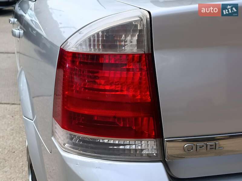 Седан Opel Vectra 2007 в Харькове