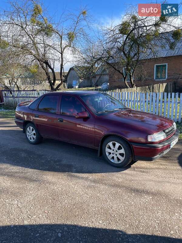 Седан Opel Vectra 1989 в Коростене