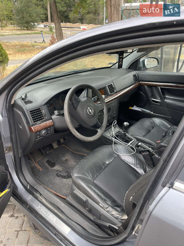 Седан Opel Vectra 2002 в Николаеве