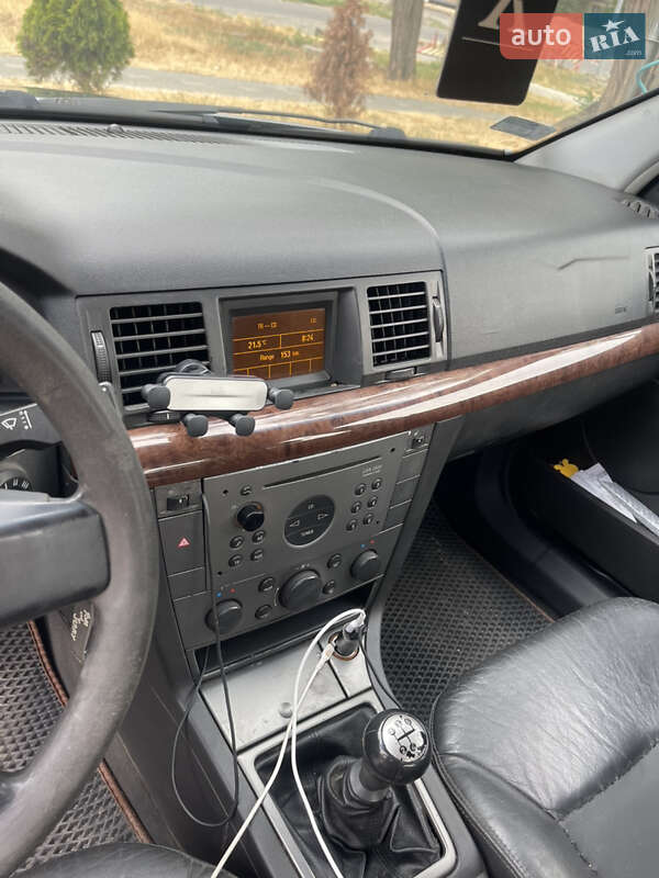 Седан Opel Vectra 2002 в Николаеве