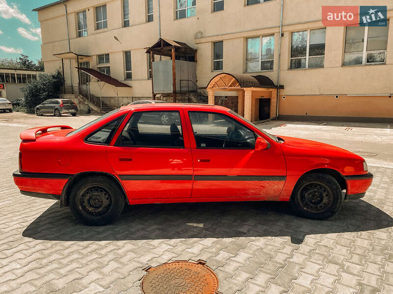 Седан Opel Vectra 1990 в Ивано-Франковске