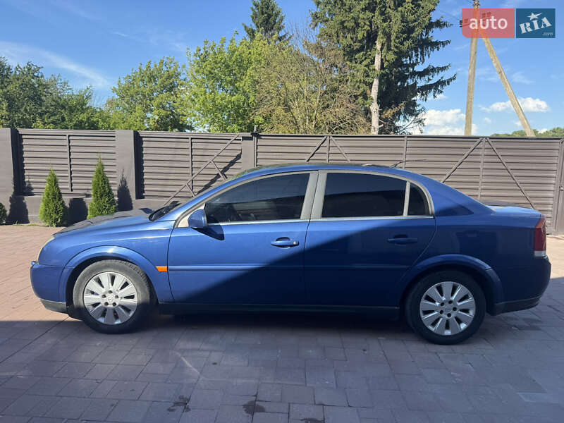 Седан Opel Vectra 2002 в Тернополе