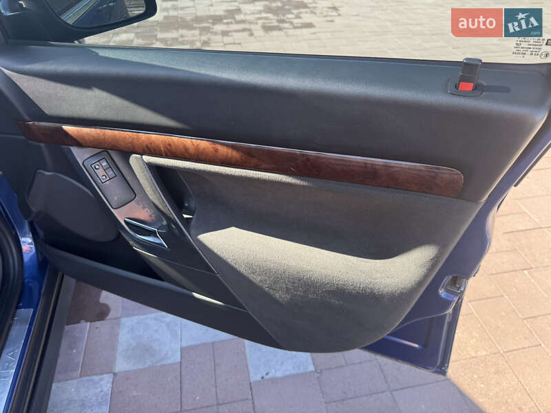 Седан Opel Vectra 2002 в Тернополе