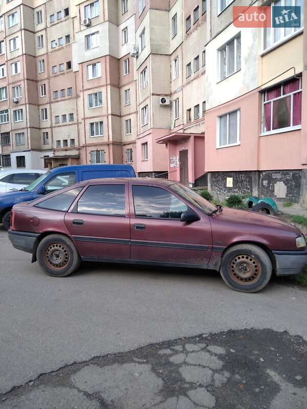 Седан Opel Vectra 1991 в Полтаве