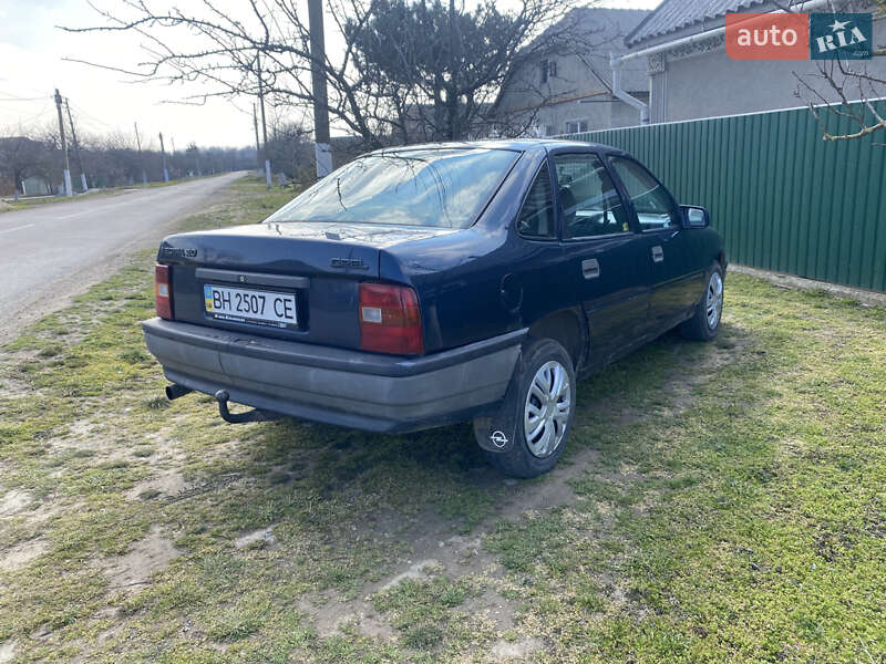 Седан Opel Vectra 1990 в Одессе