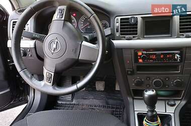 Универсал Opel Vectra 2006 в 